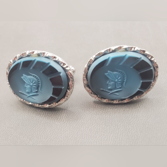 Roman Soldier Cufflinks - Picture 1 of 4